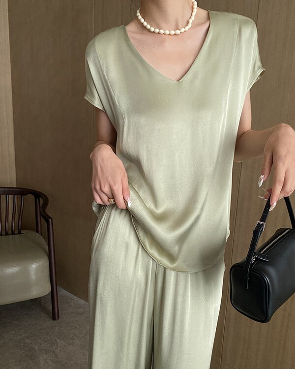 Satin Top Wide Pants Two-piece